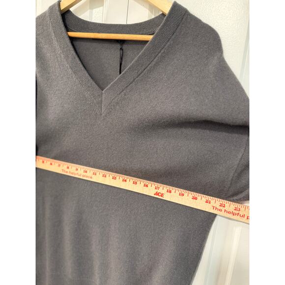 NWT! Jenni Kayne M Oversized Long VNeck 100% CASHMERE Boyfriend Sweater Gray XXS - Picture 8 of 10